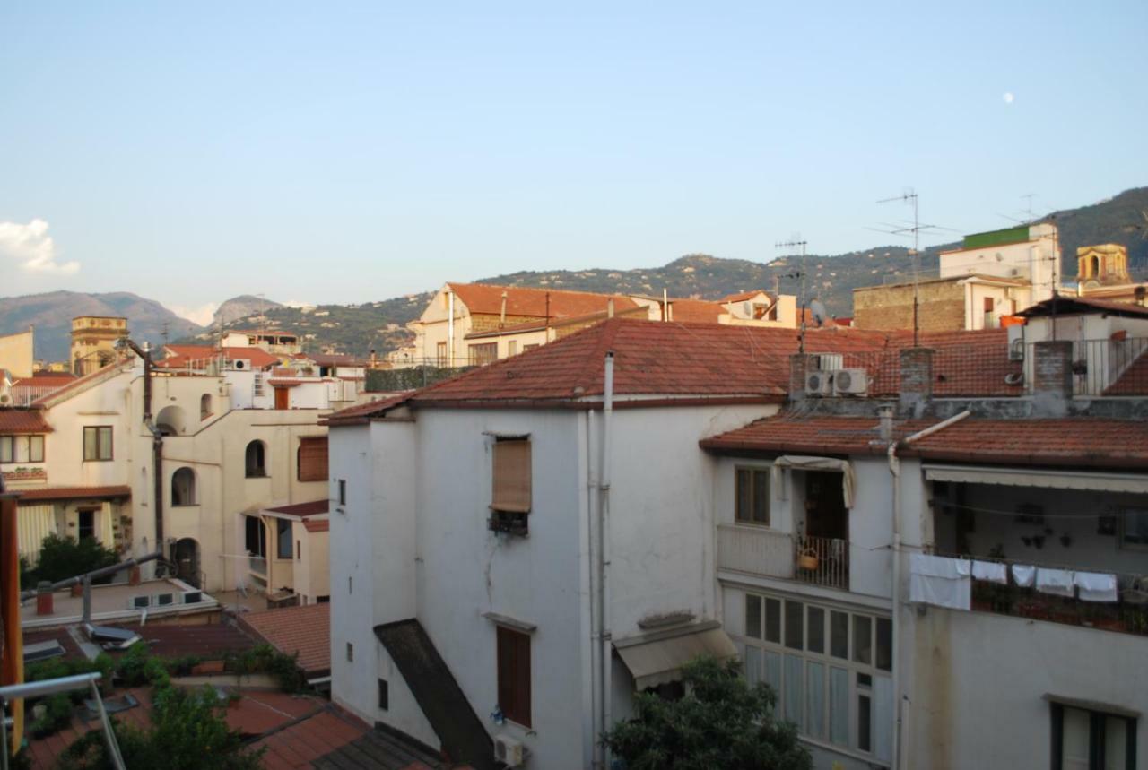 B&B Syrentum Sorrento Esterno foto